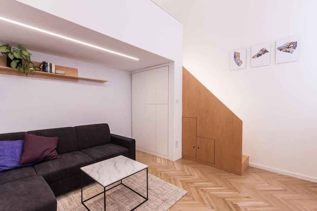 Eszter'S Lovely Downtown Apartment Budapeşte Dış mekan fotoğraf